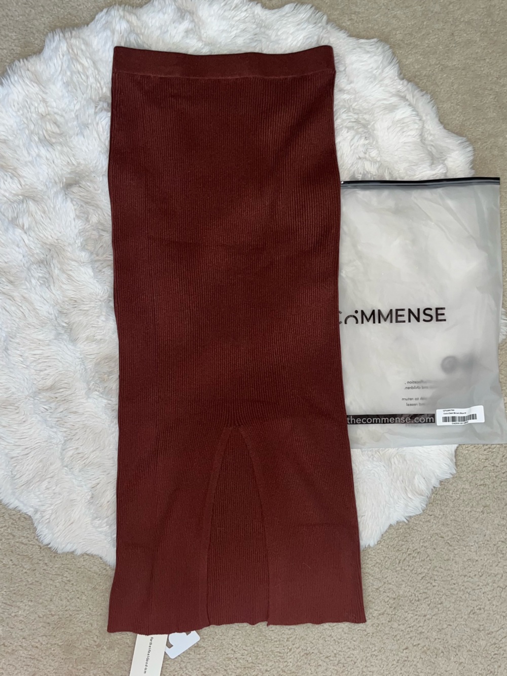 ✨ NWT Commense Dark Brown Ribbed Knit High Waist Midi Skirt w/ Back Slit - M🍂🍁